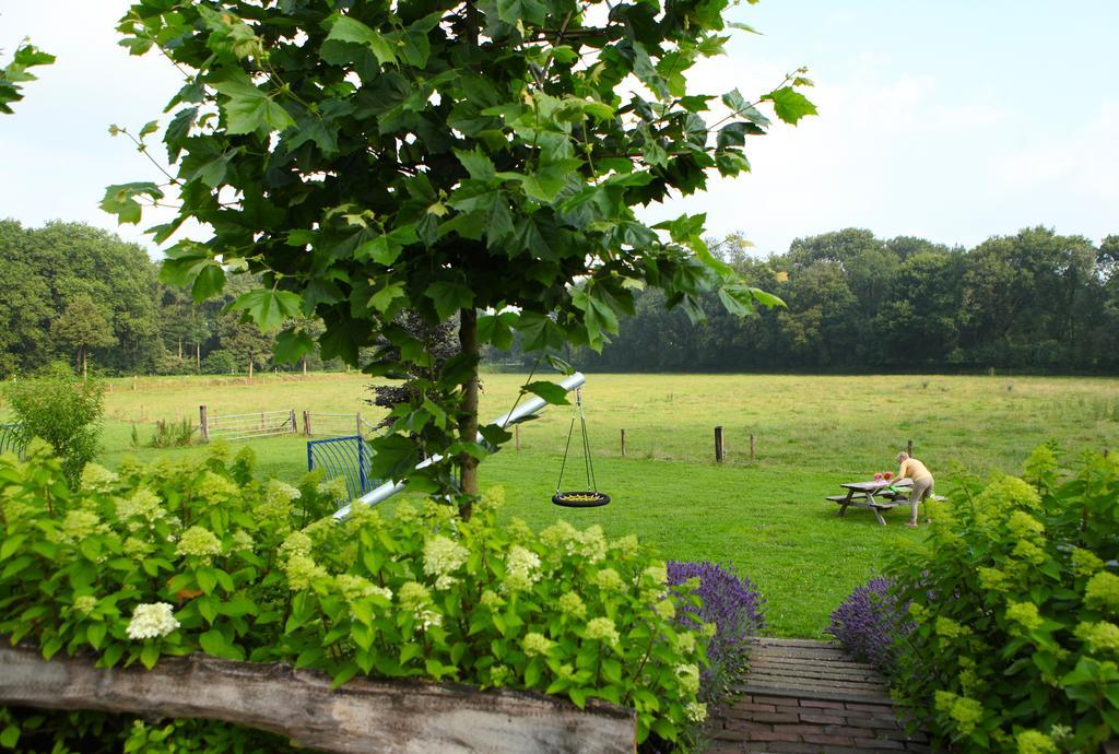 Heidehof Pension B & B Elten Стая снимка